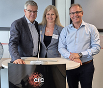 Das deutsch-schwedische Forschungsteam (v.l.): Prof. Magnus Essand und Prof. Anna Dimberg (Universität Uppsala) sowie Prof. Thomas Tüting (Universität Magdeburg).